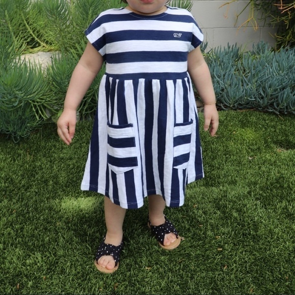 VINEYARD Vines x Target Dress Set - Picture 1 of 11